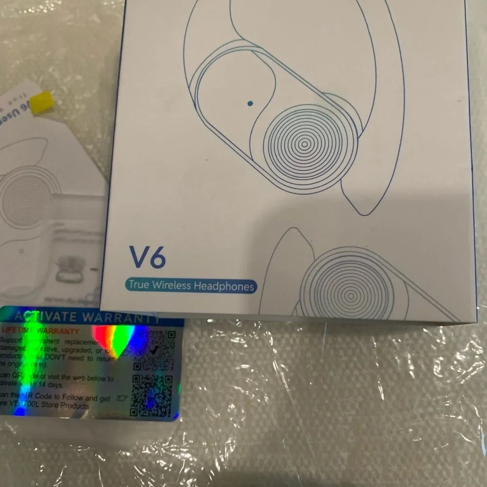 Wireless Earbuds with Charging Case - Black